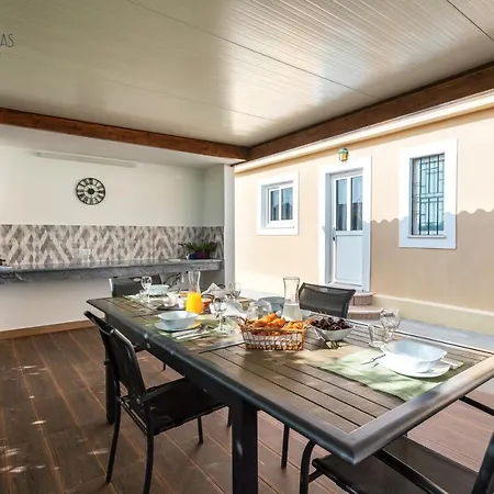 V4 Canelas 4 Quartos Com Piscina Privada 빌라
