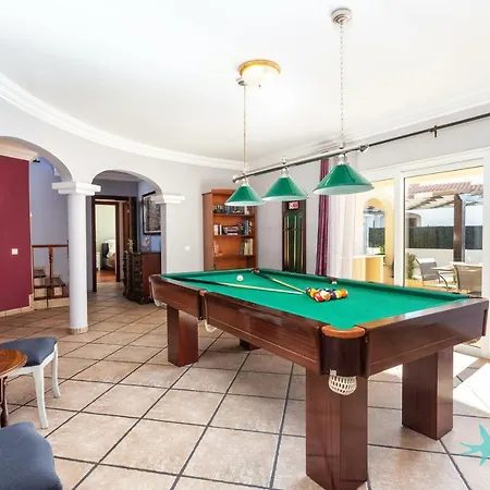 别墅 V4 Canelas 4 Quartos Com Piscina Privada 波尔蒂芒